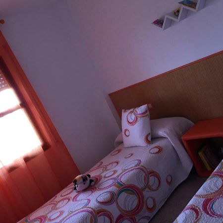 Bonito Y Acogedor Apartamento Con Fibra Салоу Экстерьер фото
