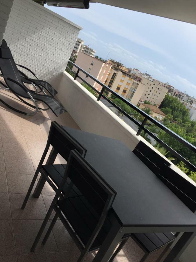 Bonito Y Acogedor Apartamento Con Fibra Салоу Экстерьер фото
