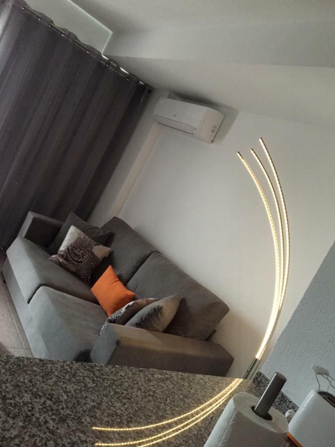 Bonito Y Acogedor Apartamento Con Fibra Салоу Экстерьер фото