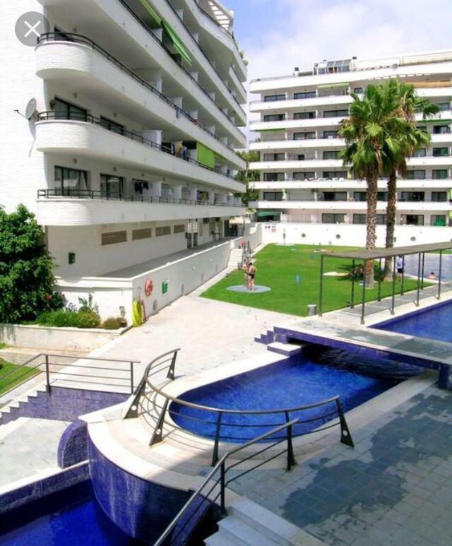 Bonito Y Acogedor Apartamento Con Fibra Салоу Экстерьер фото