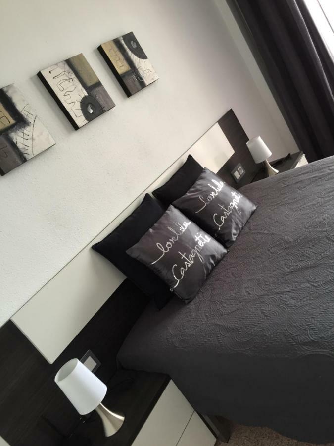 Bonito Y Acogedor Apartamento Con Fibra Салоу Экстерьер фото